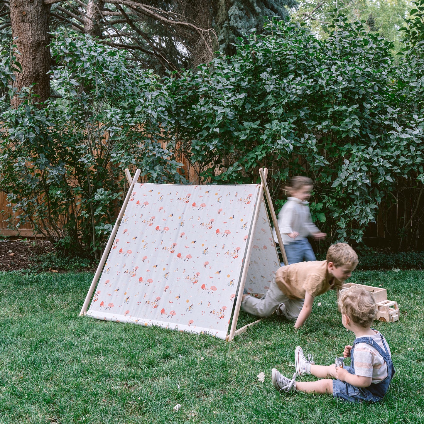 play tent outdoor fun