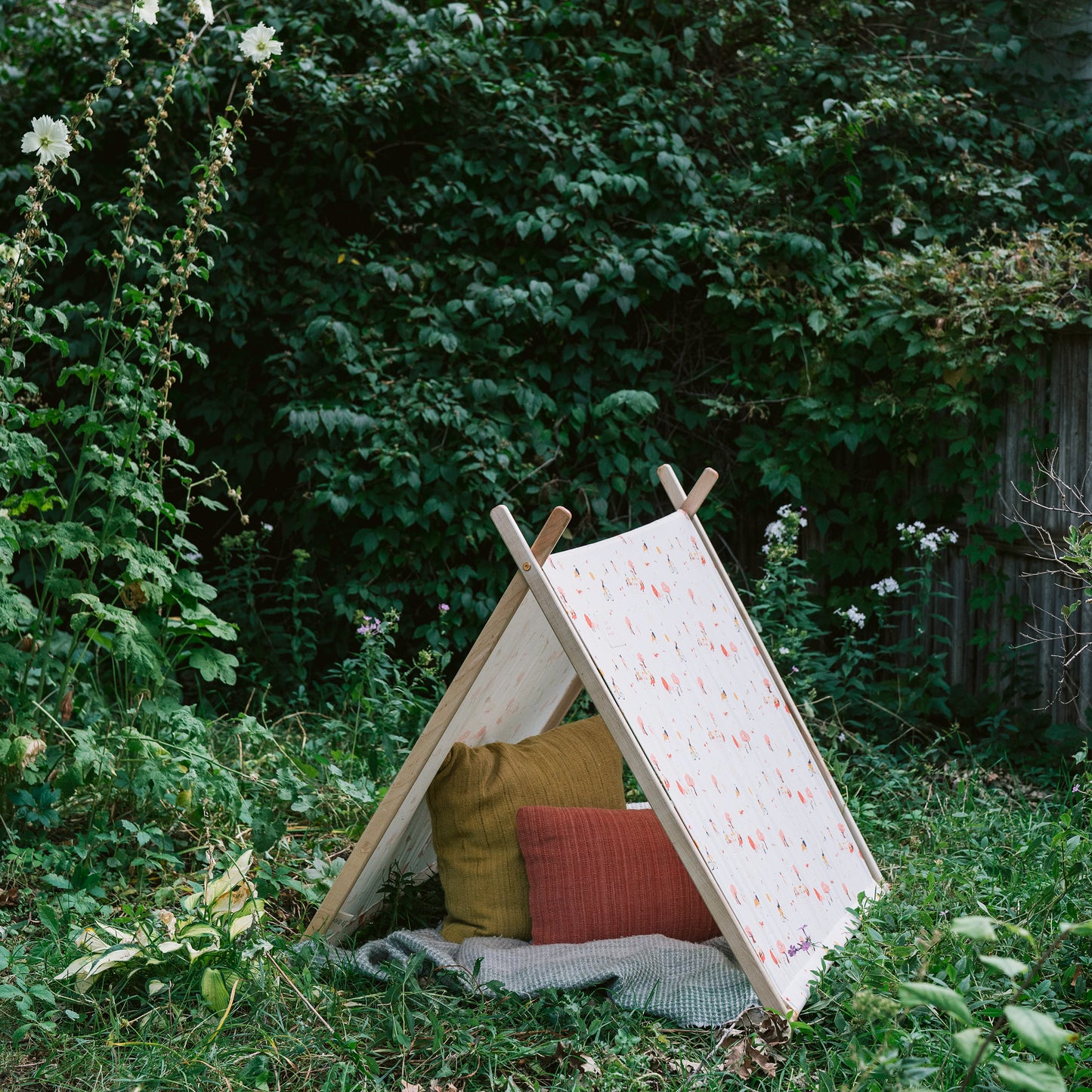 wood play tent