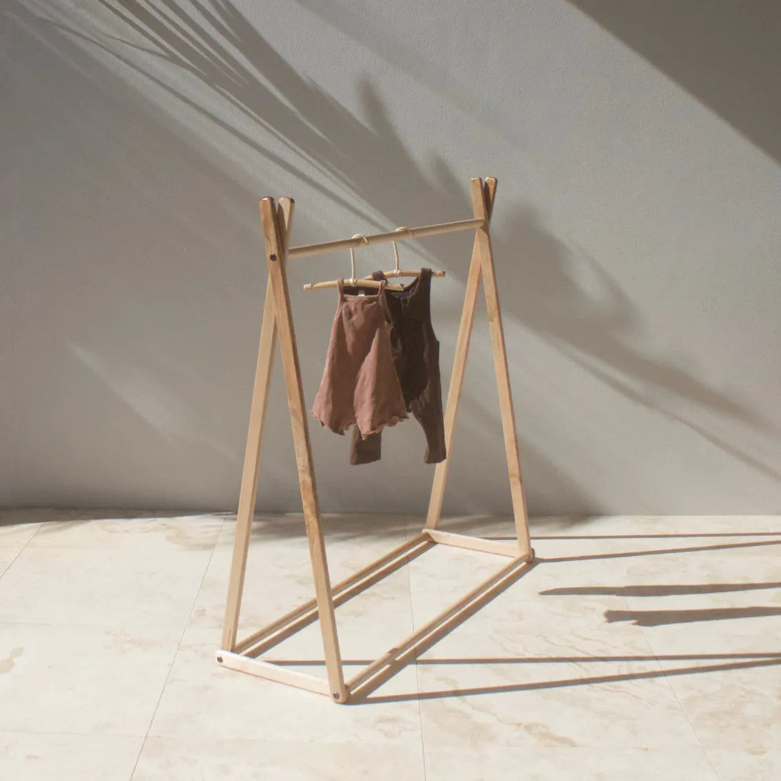 wood clothing rack kids